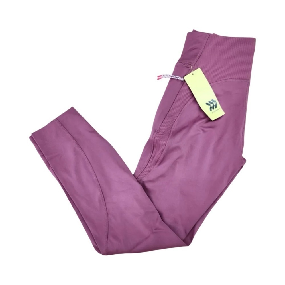 ALL IN MOTION Woman's High-Rise Leggings with Zipper Pockets